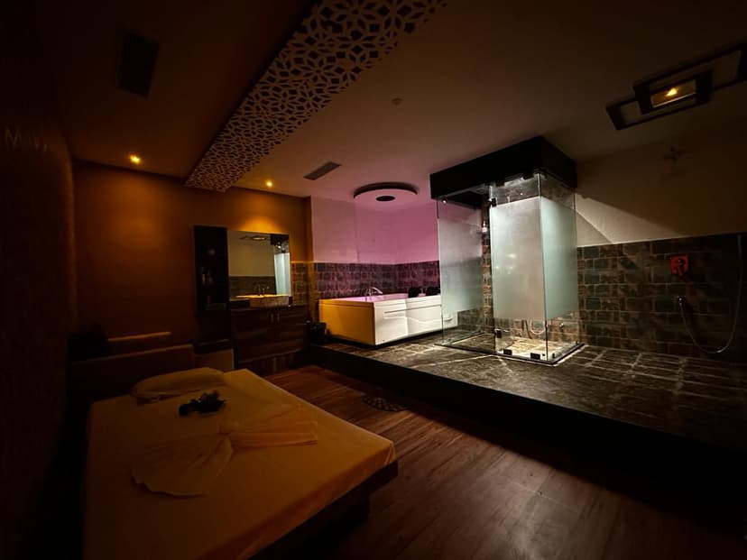 escape  a bespoke beauty  wellness experience